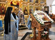 Пастырь в обители со своими